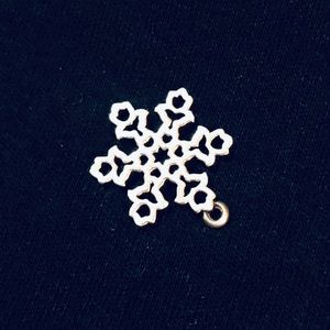 James Avery Dutch Snowflake Silver Charm Frozen